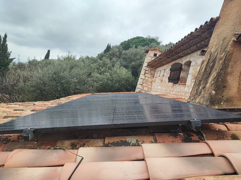 Installation de panneaux solaires résidentielle à Cabris
