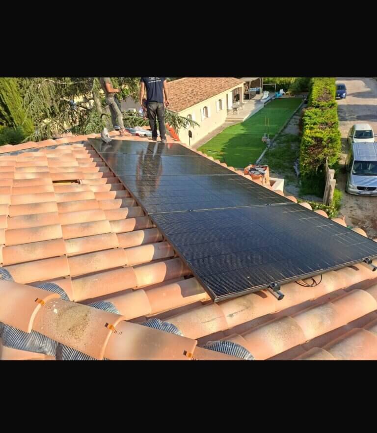 Installation solaire 6 kWc avec batterie Huawei Luna à Pierrefeu-du-Var
