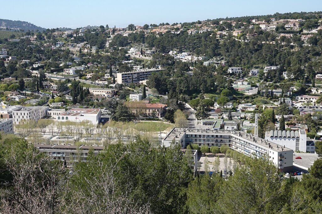 Centre-ville de Carnoux-en-Provence, Bouches-du-Rhône