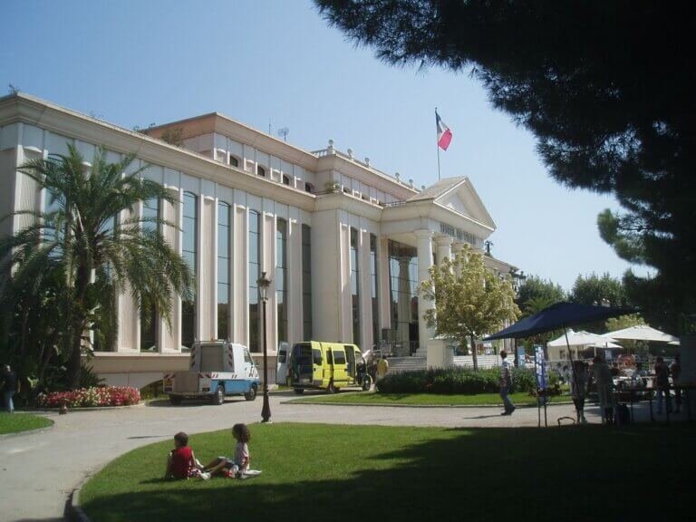 Hôtel de ville de Saint-Laurent-du-Var, Alpes-Maritimes