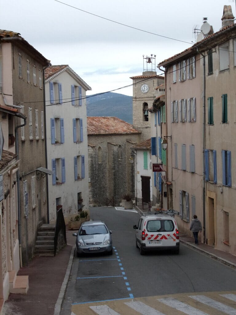 Rue de Saint-Paul-en-Forêt, Var