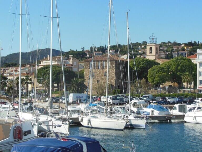 Port de Sainte-Maxime et tour carrée, Var